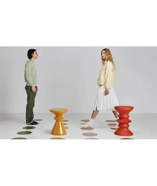 MESA AUXILIAR OLTEN en hierro resistente en tono mostaza - Mesas auxiliares - El Workshop - hierro