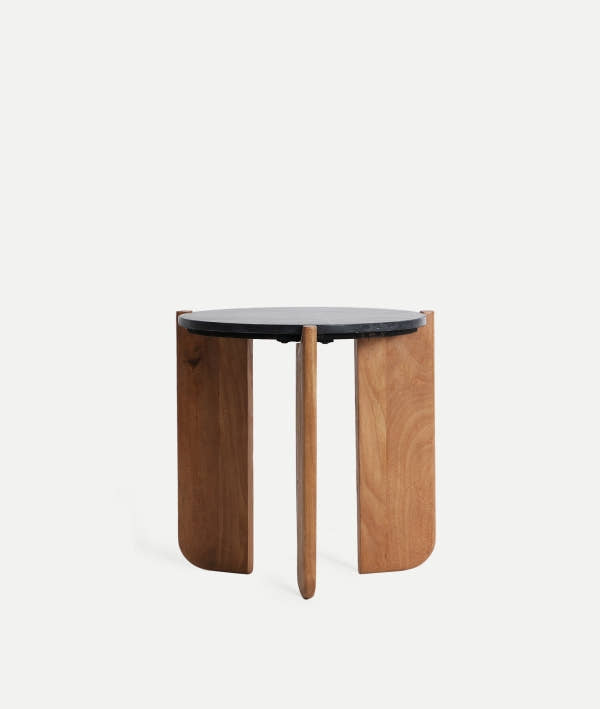 VALIGNY SIDE TABLE: natural elegance and functionality