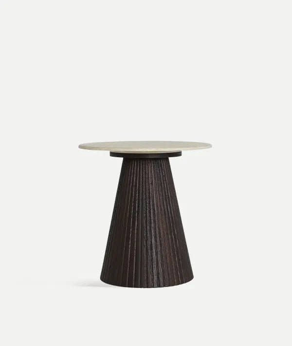 MESA AUXILIAR VERONA en madera y mármol sintético, ideal para espacios contemporáneos - Mesas auxiliares - El Workshop - madera mdf