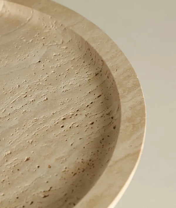 Mesa auxiliar VIDEIX sobre y base de madera de abedul en marrón