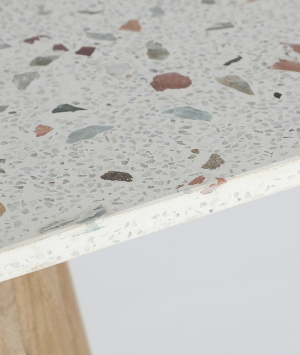 MESA DE BAR LAUTREC modernidad y carácter natural