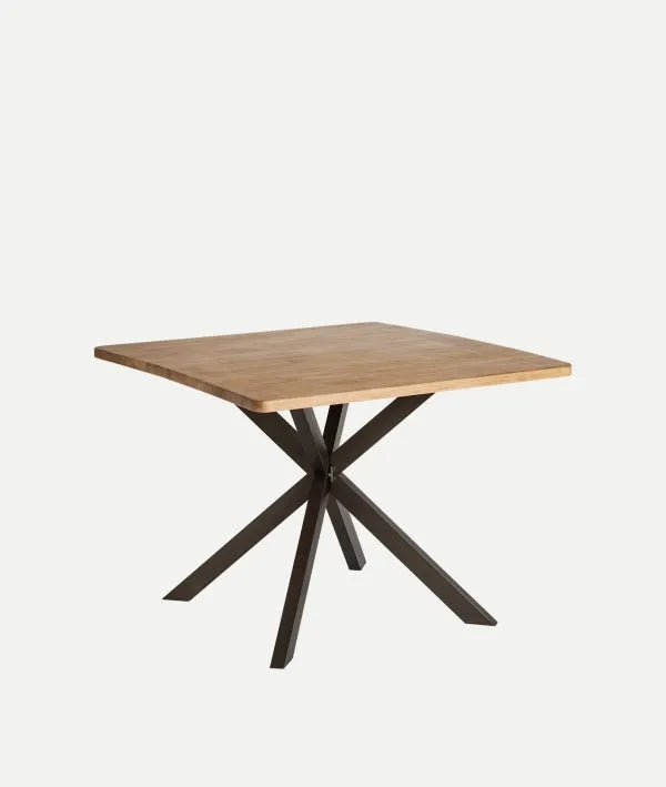 LUCENS dining table