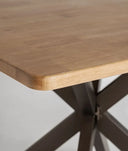 LUCENS dining table
