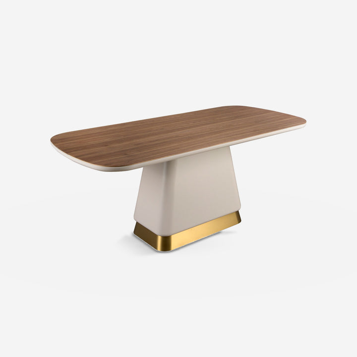 Mesa comedor rectangular nogal y madera beige sobre fondo gris de estudio