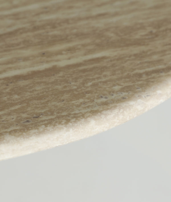 MESA DE COMEDOR VERONA de madera en tono oscuro y mármol sintético