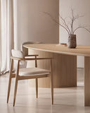 Mesa de comedor Brisa en roble en ambiente decorado (4)
