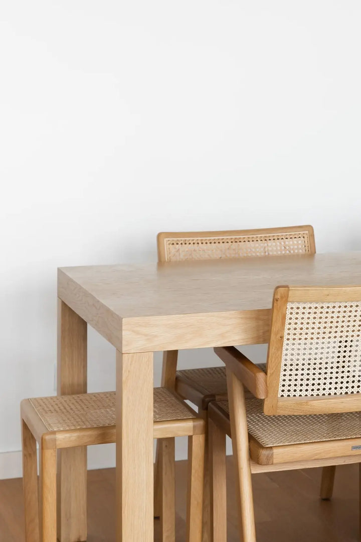 mesa de comedor de roble rectangular