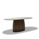 Mesa de comedor Kaia gris en nogal y mármol travertino en ambiente decorado (2)