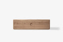 mueble de guardado con gabetas de madera clara