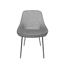 Silla de diseño moderno con asiento y respaldo tapizados en tela color gris. 