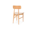 silla de roble claro tapizado color blanco escandinava