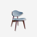 silla estilo mid centrury modern tapizada color celeste