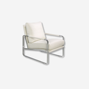 sillón moderno tapizado en polipiel blanca con estructura metálica cromada, diseño minimalista y elegante