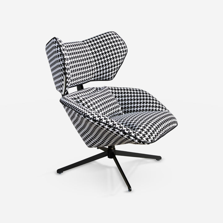Sillón giratorio tela blanca y negra sobre fondo gris de estudio
