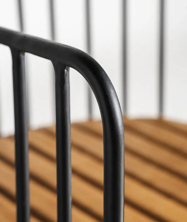 GOUZON fauteuil in bruin, gemaakt van leer