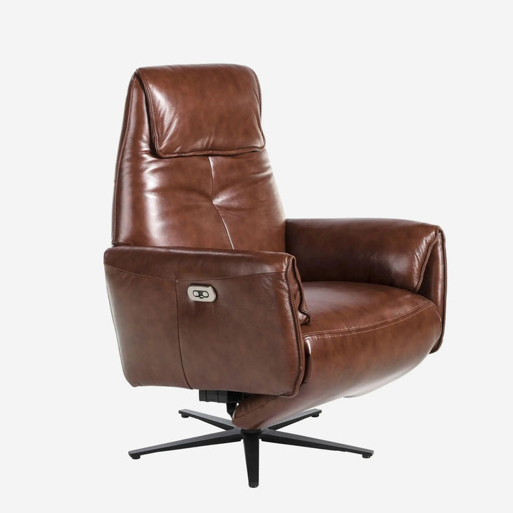 Sillón relax giratorio piel marrón chocolate, foto de producto sobre fondo gris de estudio