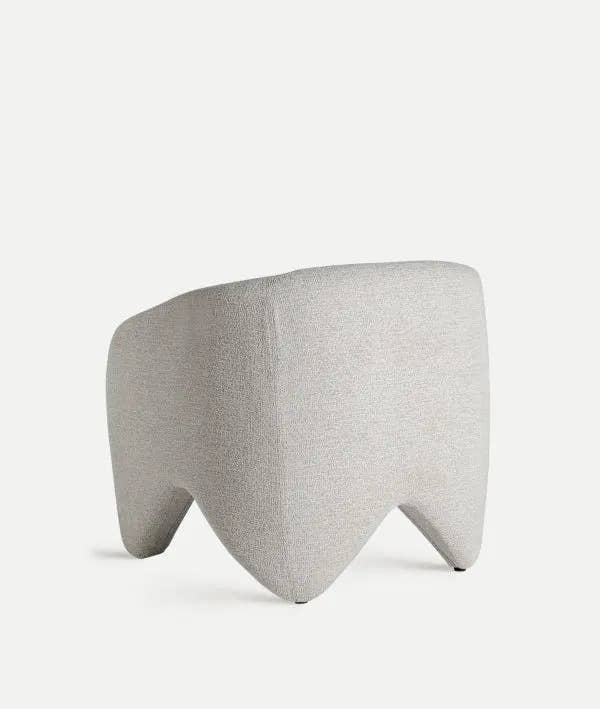 Sillón STADENfabricado en poliéster con acabado liso en color blanco roto - Sillones - El Workshop - poliéster