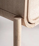 CÓMODA WEURTZ de madera de fresno en tono marrón claro combina diseño minimalista y elegancia natural - Cómodas - El Workshop - madera de fresno