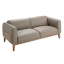 sofá gris claro con panel decorativo de madera en los costados y patas cónicas de madera maciza
