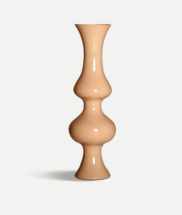 JARRÓN MAPI elegancia escultórica en tono nude - Jarrones y centros - El Workshop - vidrio